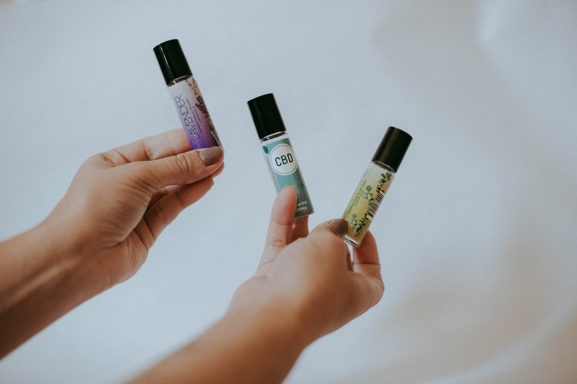 The Amazing Benefits of CBD Oil: Unlocking Nature’s Medicine Cabinet